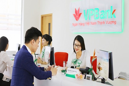 Ngân hàng VPBank có nhiều gói vay thế chấp đa dạng nổi bật là gói vay thế chấp sổ đỏ VPBank